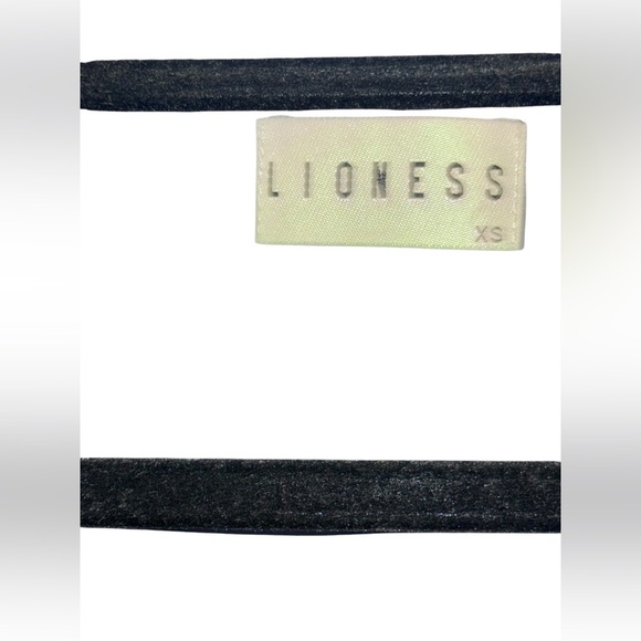 Lioness Cardigan - Picture 3 of 4